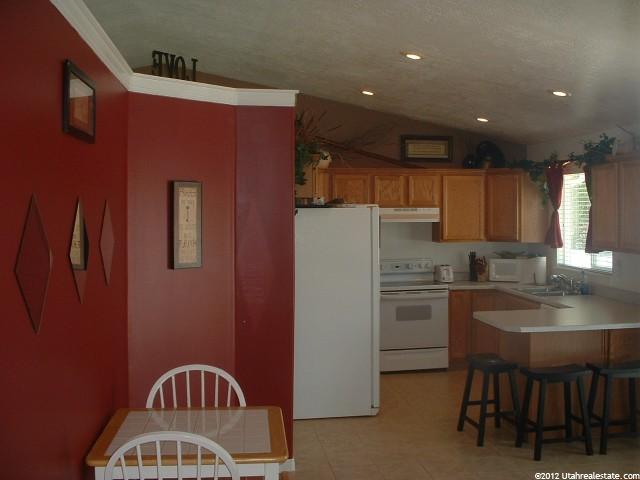 5335 S 4100 W, Roy, UT 84067 — photo 8