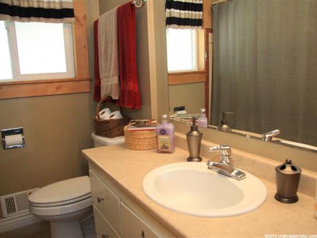 186 E 9180 S, Sandy, UT 84070 — photo 7