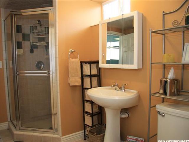186 E 9180 S, Sandy, UT 84070 — photo 9