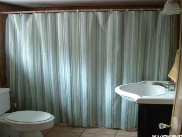 558 W 100 N, Vernal, UT 84078 — photo 2