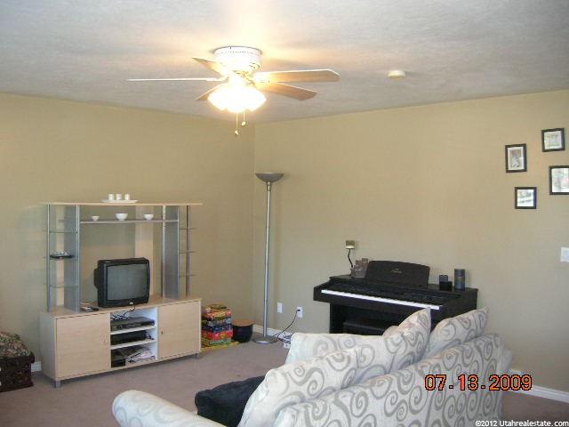 906 Maple St, Ogden, UT 84403 — photo 2
