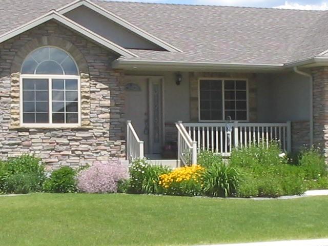 216 W 750 S, Layton, UT 84041 — photo 2