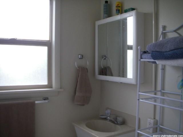 95 N Main St, Millville, UT 84326 — photo 4