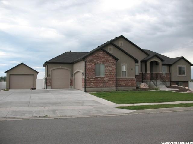 1383 N 3455 W, Clinton, UT 84015 — photo 2