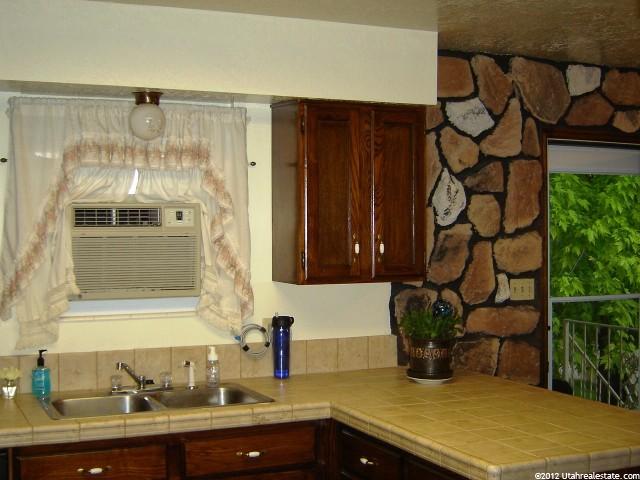 2197 N 700 W, Harrisville, UT 84414 — photo 3