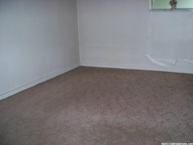 135 Pioneer Ave, Sandy, UT 84070 — photo 4