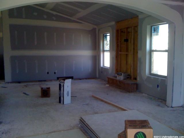 1014 W 250 N, Clearfield, UT 84015 — photo 4