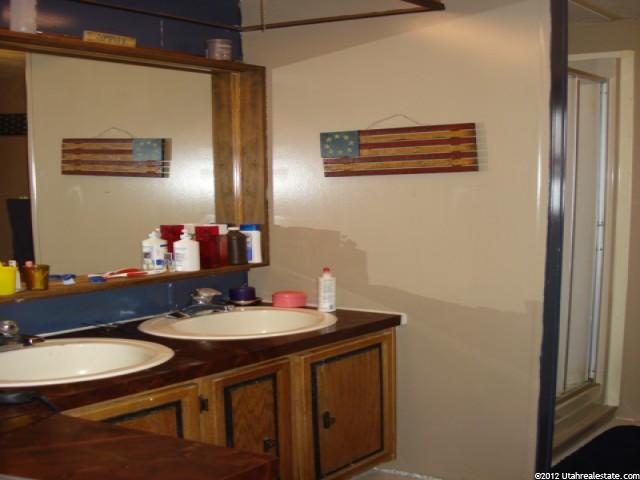 677 S 100 W, Malad City, ID 83252 — photo 12