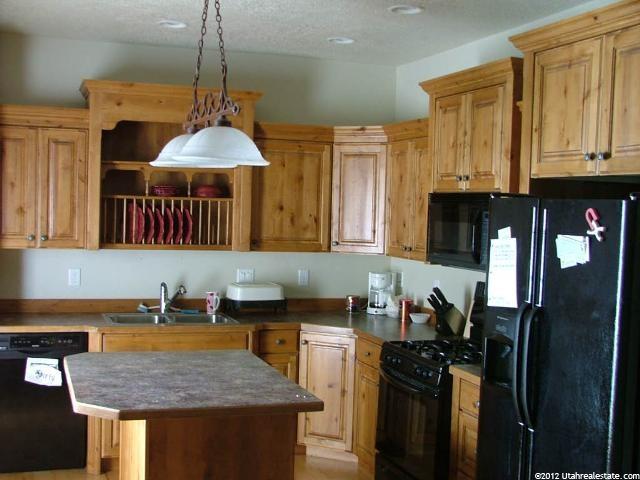 1045 N 130 W #103, Logan, UT 84321 — photo 4