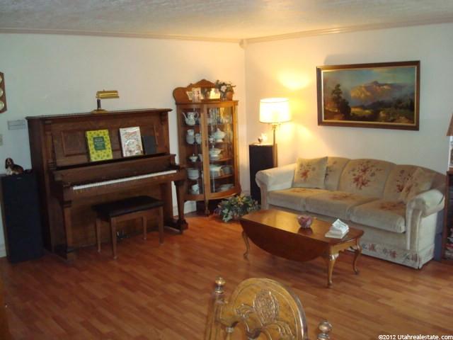 5070 S 2275 W, Roy, UT 84067 — photo 9