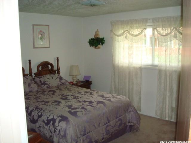 5070 S 2275 W, Roy, UT 84067 — photo 10