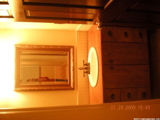 1559 E Hidden Valley Rd S, Sandy, UT 84092 — photo 4