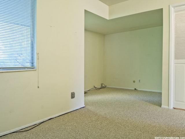 4857 S 1670 E, Holladay, UT 84117 — photo 8