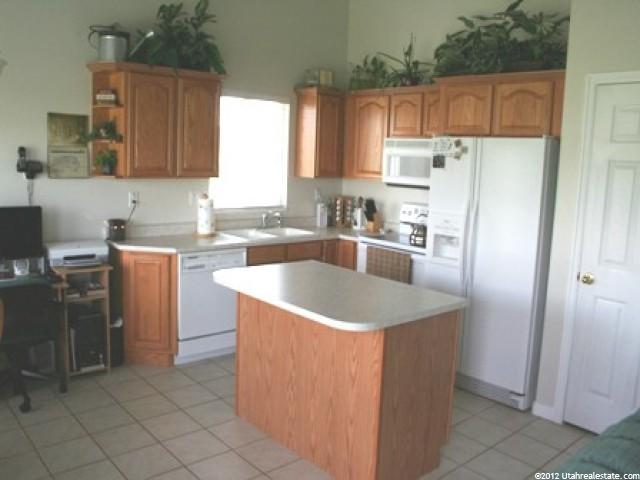2316 N 2350 W, Clinton, UT 84015 — photo 3