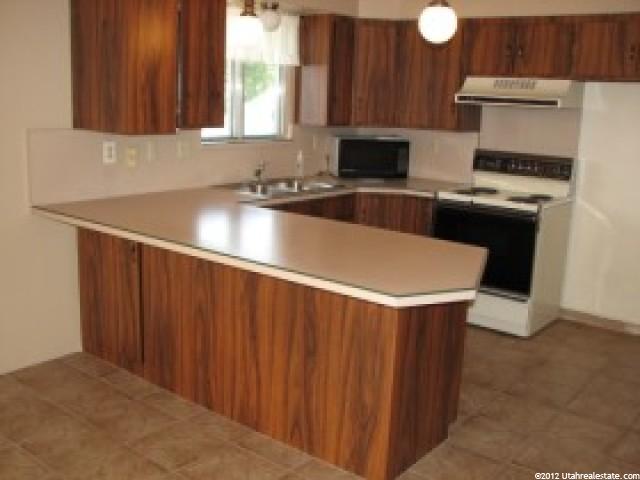 230 N 100 W, Providence, UT 84332 — photo 2