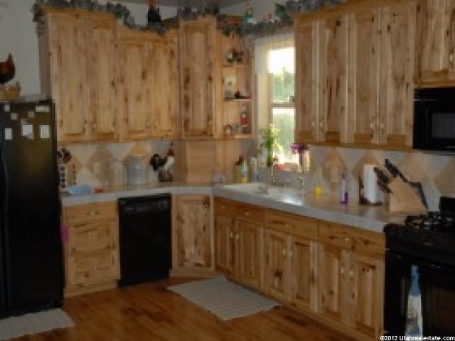 420 Christianburg Rd, Mayfield, UT 84643 — photo 2
