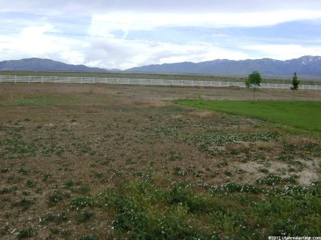 322 Box Elder Dr, Grantsville, UT 84029 — photo 2