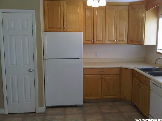 1564 N 725 E, Bountiful, UT 84010 — photo 3
