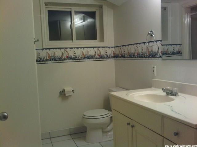 1564 N 725 E, Bountiful, UT 84010 — photo 10