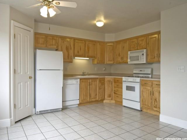 386 W 400 N #3, Bountiful, UT 84010 — photo 3