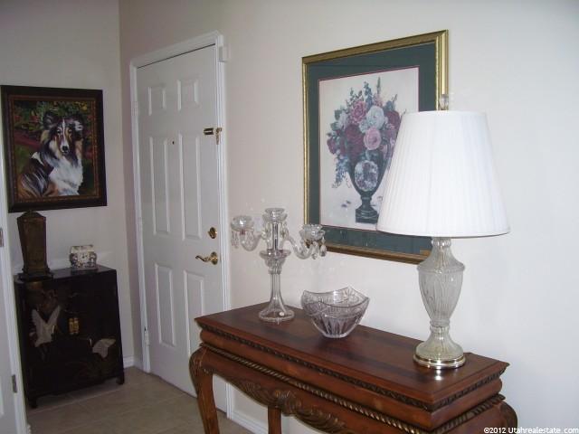 4156 Parker Dr, Riverdale, UT 84405 — photo 2