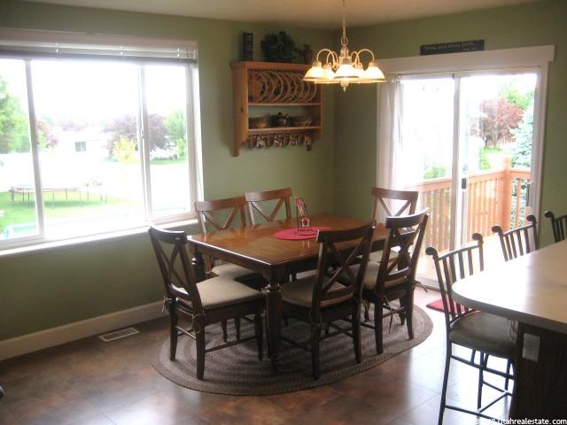 321 E 2440 N, North Logan, UT 84341 — photo 6