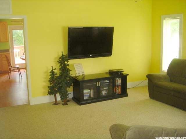 207 W 100 N, Smithfield, UT 84335 — photo 2