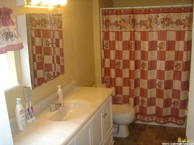 207 W 100 N, Smithfield, UT 84335 — photo 7