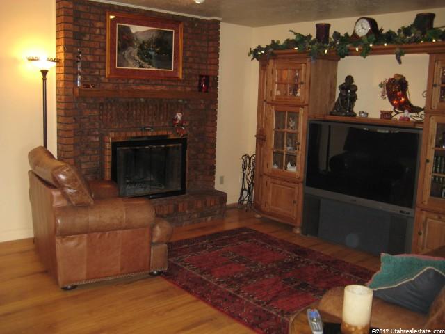 782 W 4050 N, Pleasant View, UT 84414 — photo 5