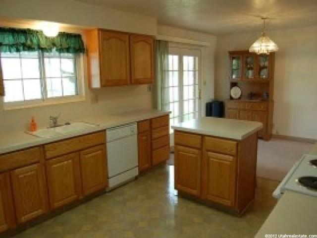 2417 S 1000 W, Syracuse, UT 84075 — photo 4