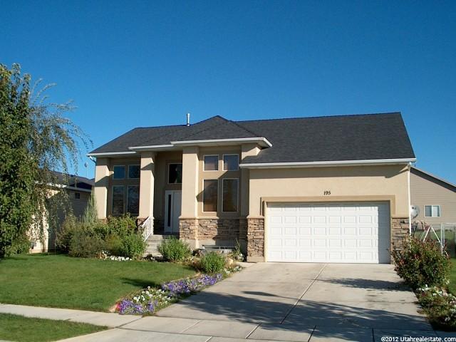 195 E 2450 S, Clearfield, UT 84015 — photo 2