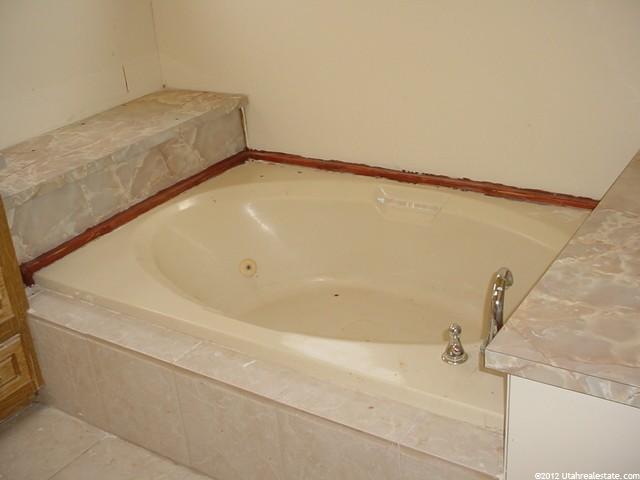 525 W 800 S, Tremonton, UT 84337 — photo 6