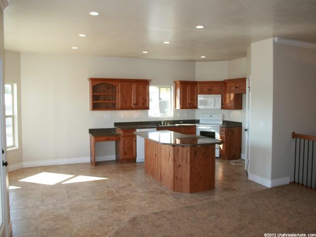 2989 W 1010 N, Clinton, UT 84015 — photo 5
