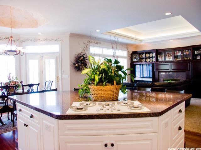 1031 S Fairway Cir, Fruit Heights, UT 84037 — photo 4