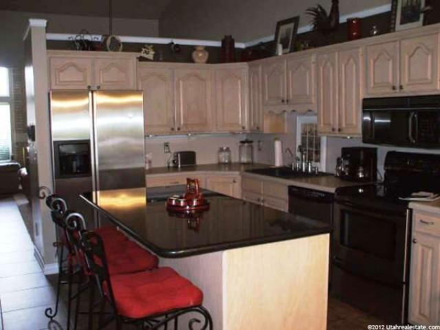 1015 Brook Haven Dr, Kaysville, UT 84037 — photo 4