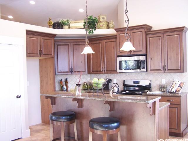 214 S Steed Ct, Farmington, UT 84025 — photo 2