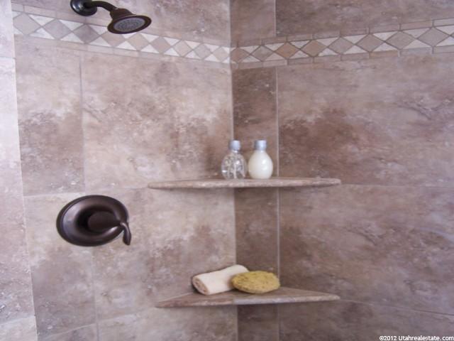 214 S Steed Ct, Farmington, UT 84025 — photo 6