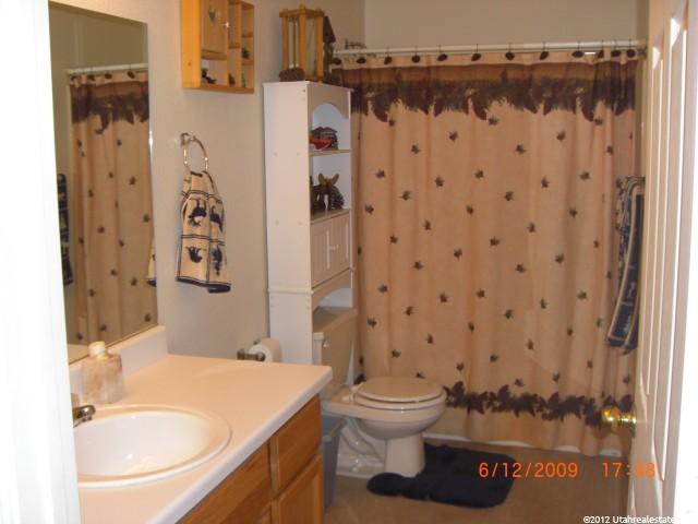 4001 W 5400 S, Roy, UT 84067 — photo 9