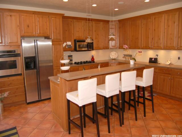 1558 Wasatch Dr, Ogden, UT 84403 — photo 2