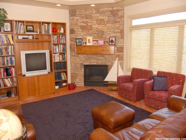 1558 Wasatch Dr, Ogden, UT 84403 — photo 3
