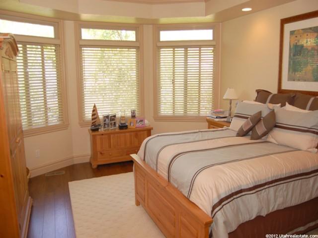 1558 Wasatch Dr, Ogden, UT 84403 — photo 4