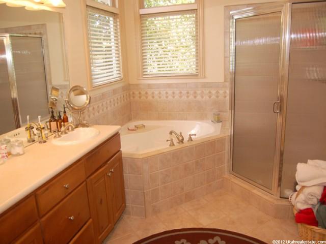 1558 Wasatch Dr, Ogden, UT 84403 — photo 5