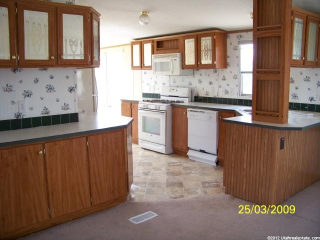 1387 E 5975 S, Vernal, UT 84078 — photo 4