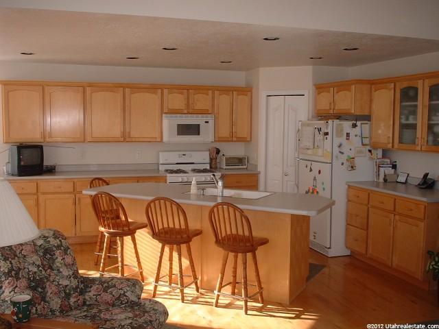 3490 N 2350 E, Layton, UT 84040 — photo 5