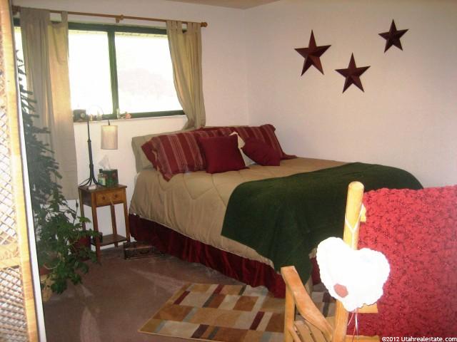 1522 N Parkdale Cir E, Layton, UT 84040 — photo 8