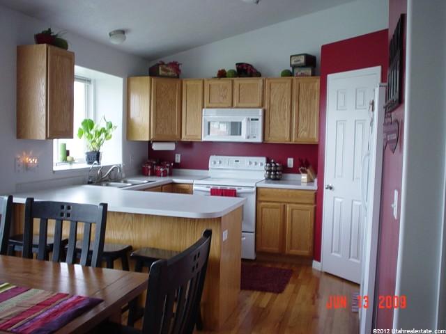 1372 W 2175 S, Woods Cross, UT 84087 — photo 2