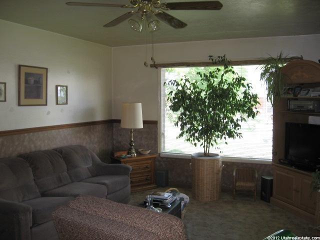 5715 S 6300 W, Hooper, UT 84315 — photo 2