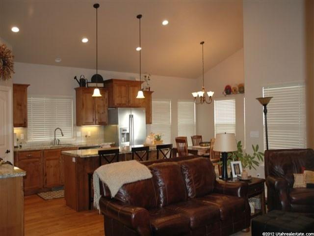 4049 S 2225 W, Roy, UT 84067 — photo 7