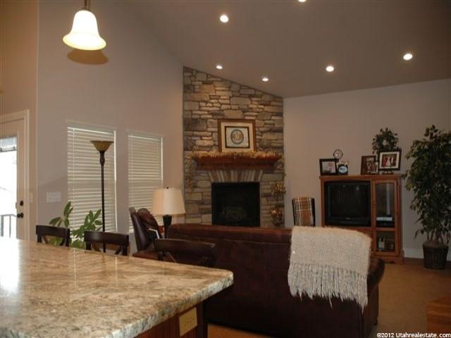 4049 S 2225 W, Roy, UT 84067 — photo 8