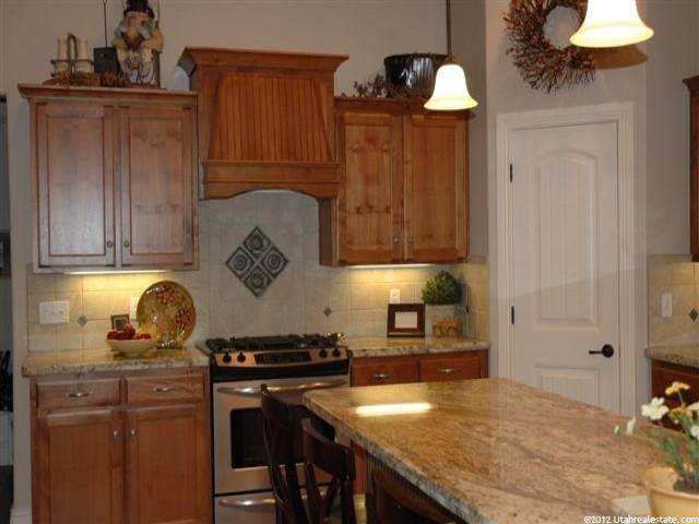 4049 S 2225 W, Roy, UT 84067 — photo 9